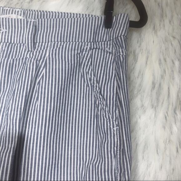 H&M l.o.g.g graded goods striped gray-blue & white short skirt - Picture 3 of 7